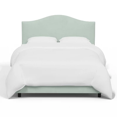 Queen Janeth Curved Bed Linen Pool - Skyline Furniture 4 Queen Janeth Curved Bed Linen Pool - Skyline Furniture - Image 2